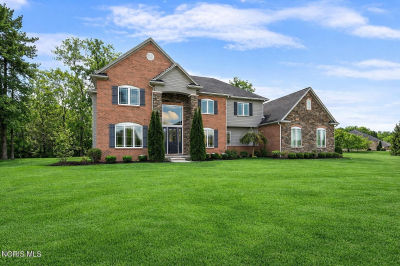 3813 Timber Valley Dr Maumee, OH 43537
