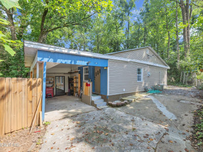 207 Manhattan Ave Oak Ridge, TN 37830