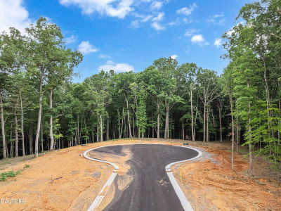 362 Flip Flop Way Loudon, TN 37774