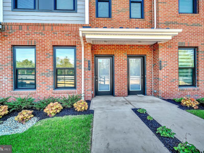 806 Shay Ct Princeton Junction, NJ 08550