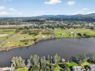 89953 Seales Rd Warrenton, OR 97146
