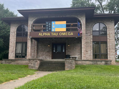 1429 5th Ave Huntington, WV 25701