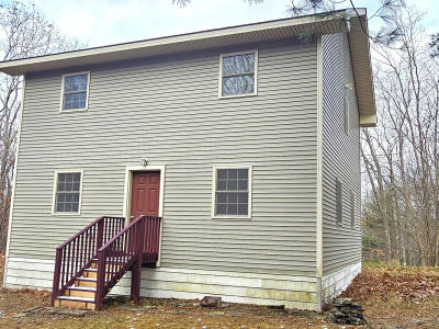 374 N Ridge Rd Hannacroix, NY 12087