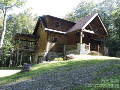 103 Chucks Ln Bakersville, NC 28705