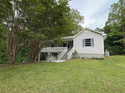 45 County Road 1424 Vinemont, AL 35179