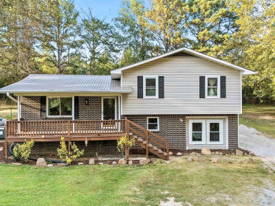 527 County Road 627 Hanceville, AL 35077