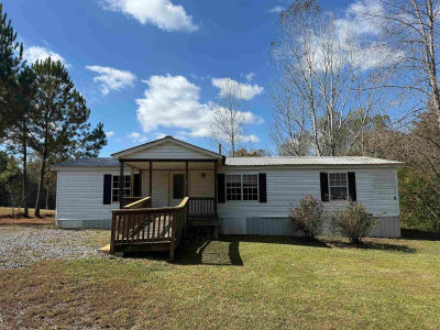 1025 Union Hill Church Rd Falkville, AL 35622