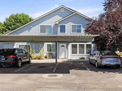 8862 W Candleston Ln Boise, ID 83709