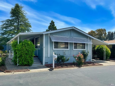 24 Blanco Pl Ukiah, CA 95482