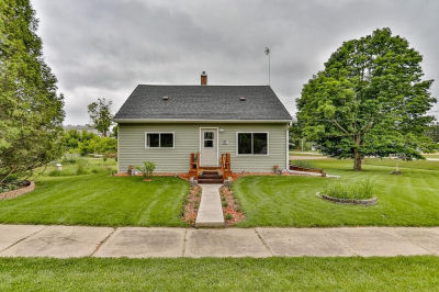 406 Flint Ave Mattoon, WI 54450