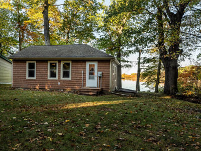 52769 County Road 384 Grand Junction, MI 49056