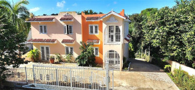 4 Riachuelo #5 Trujillo Alto, PR 00976