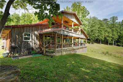 213 Lazy K Dr Elkview, WV 25071