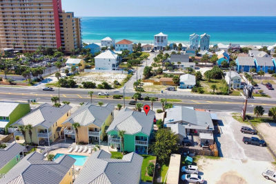 6724 Thomas Dr Panama City Beach, FL 32408