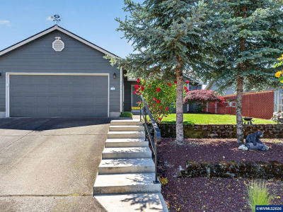 4940 Keiko Ct NE Salem, OR 97305