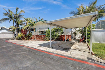 80 Huntington St SPACE 372 Huntington Beach, CA 92648