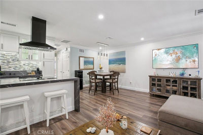 16407 De Anza Cir Huntington Beach, CA 92649