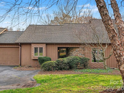 1742 12th St NE Hickory, NC 28601