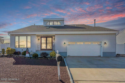 596 Baron St Toms River, NJ 08753