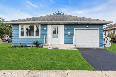 74 Fox Glove Run Toms River, NJ 08755