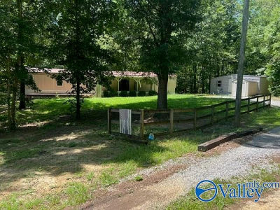 150 Arthur Dr Ohatchee, AL 36271