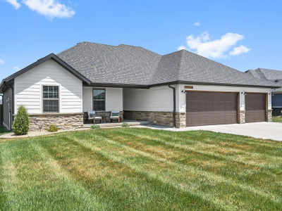 1777 E Chickamauga Dr Republic, MO 65738