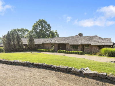 3886 E Hawthorne Hill Ln Springfield, MO 65809