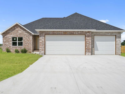 5267 Logan Dr Battlefield, MO 65619