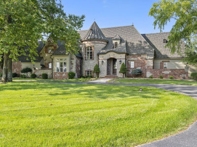 4156 E Division St Springfield, MO 65802
