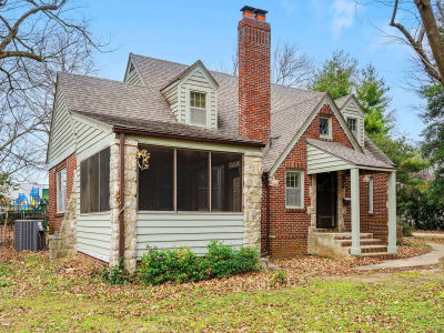 1727 S Kimbrough Ave Springfield, MO 65807