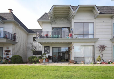 2401 W Canal Dr APT 4B Kennewick, WA 99336