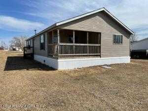 106 6th Street Southwest, South Heart, ND 58655, USA