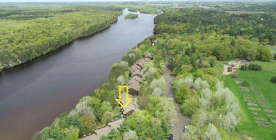 4 Birch Trl Wisconsin Dells, WI 53965