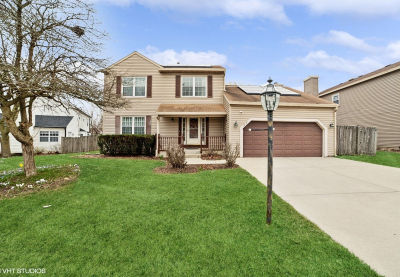 18 Ascot Ln Streamwood, IL 60107