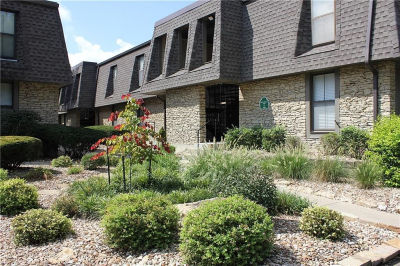 7433 W 102nd Ct Overland Park, KS 66212