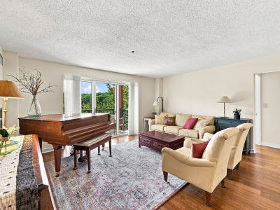 273 Cambridge Rd APT 505 Woburn, MA 01801