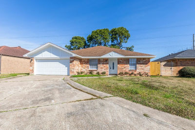 8502 Lynwood Ln Port Arthur, TX 77642