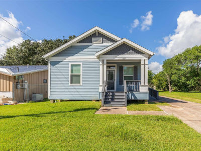 5727 Charles Ave Port Arthur, TX 77640