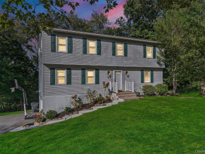 101 Woodland Rd Highland Mills, NY 10930