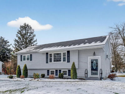 23 Bridle Path Newburgh, NY 12550