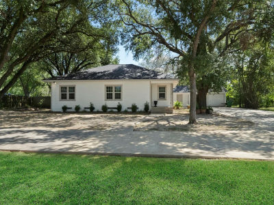 1414 E Main St Madisonville, TX 77864