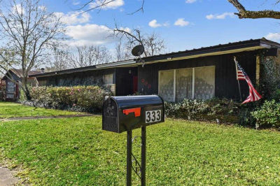 333 West Prairie Avenue, Eagle Lake, TX, USA