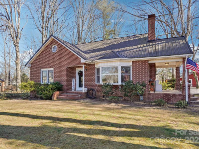 2510 Old Spartanburg Rd East Flat Rock, NC 28726