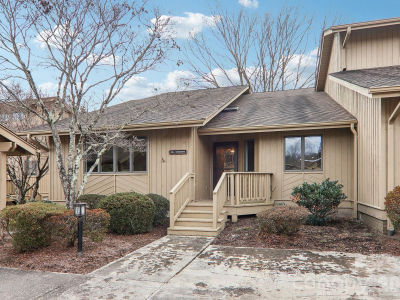 205 Wild Oak Ln Hendersonville, NC 28791