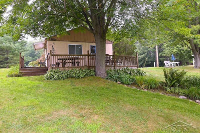 2165 Hillside Dr Beaverton, MI 48612