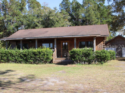 1138 Mill Pond Rd Varnville, SC 29944