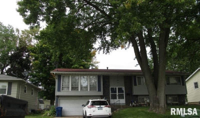 1118 N 13th St Clinton, IA 52732