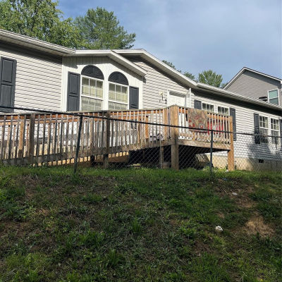 6 John Hazel Dr Swannanoa, NC 28778