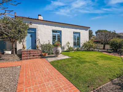 7227 Olivetas Ave La Jolla, CA 92037