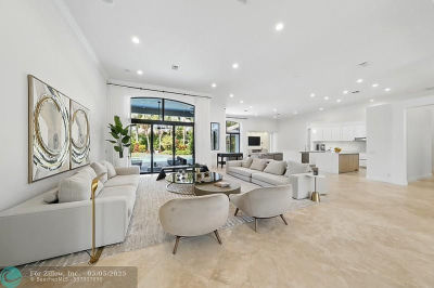 2454 Provence Ct Fort Lauderdale, FL 33327